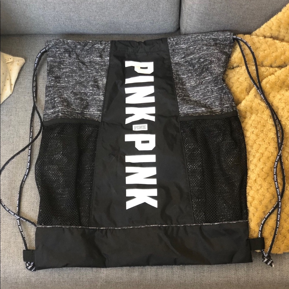 Victoria’s Secret ‘PINK’ Drawstring Bag